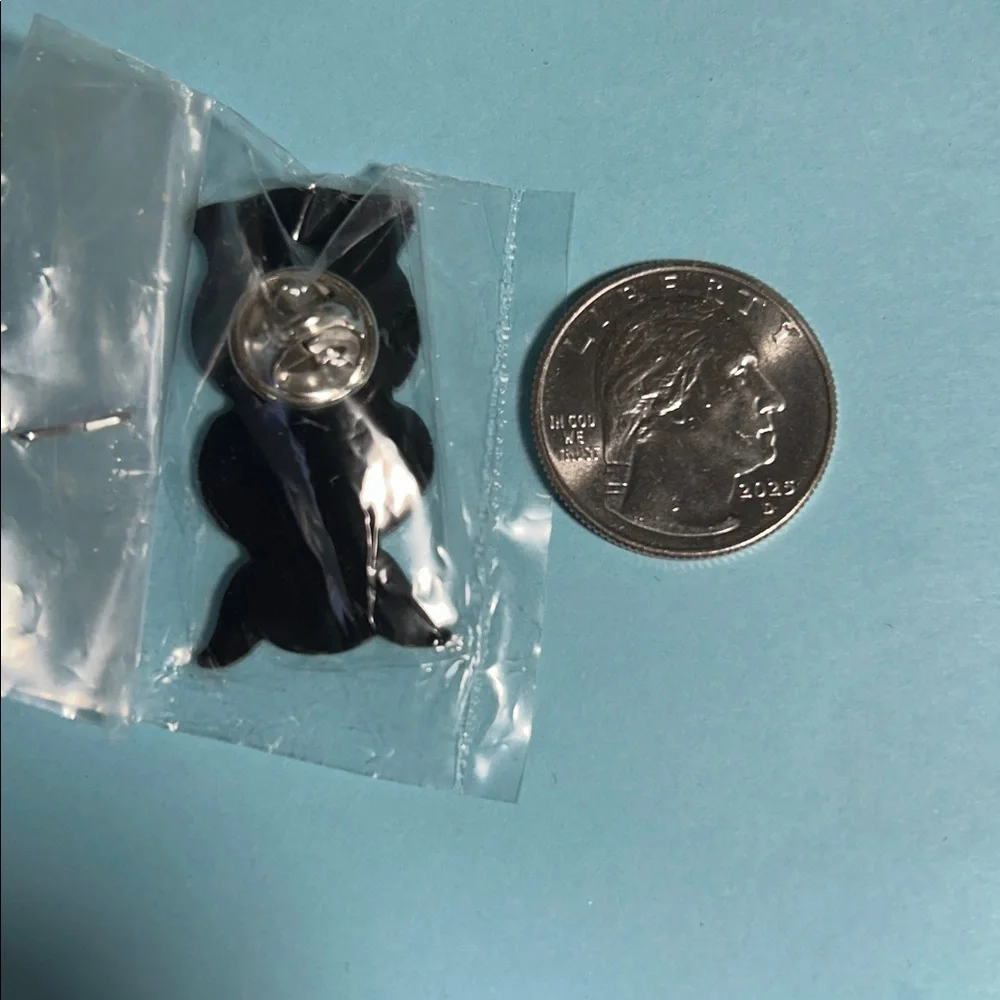 Sailor Jerry Spiced Rum Sailor Skull Ad pin, New Old stock